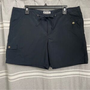 COLUMBIA / Black Hiking Shorts Size L